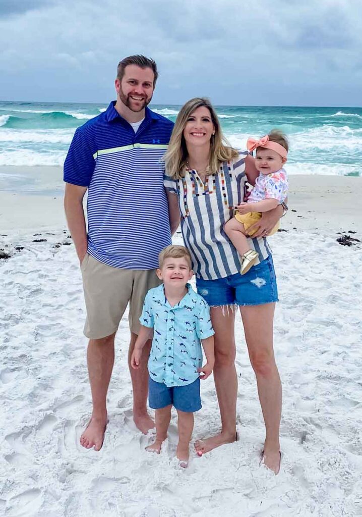 Photo of John and Andrea Havard with their two children.