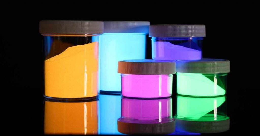 glow in the dark powders from Techno Glow Products in Ennis, Texas